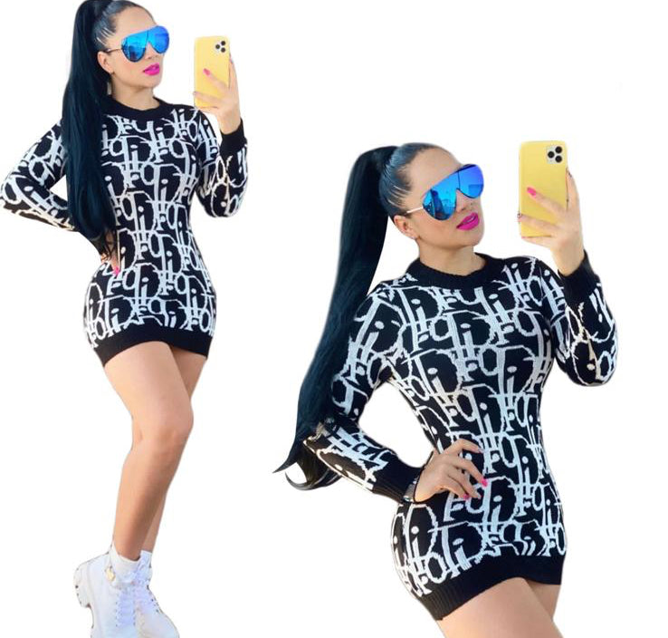 Women’s Dresses M4001