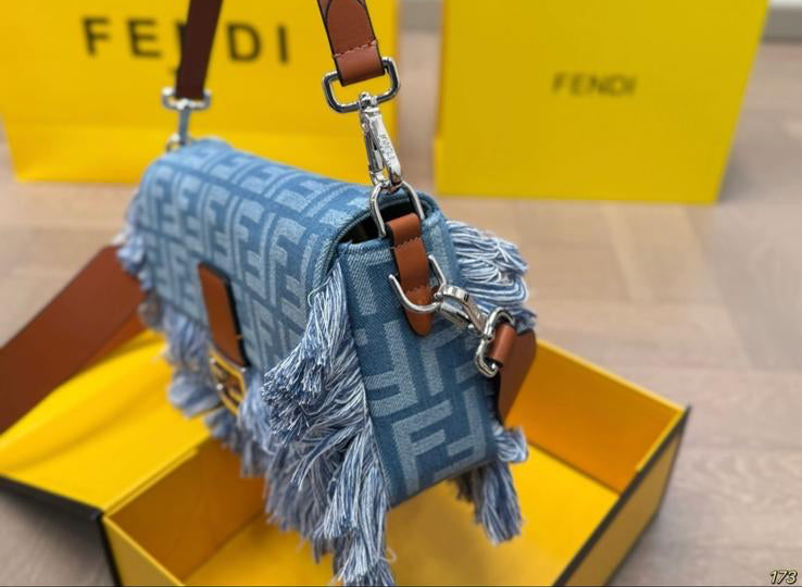 Women’s Purse’s 1061905845