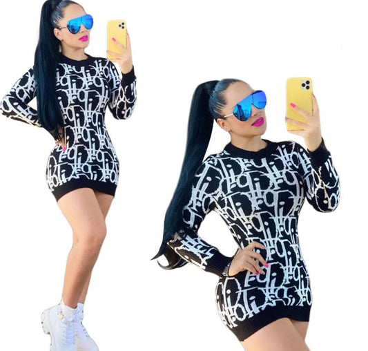 Women’s Dresses M4001